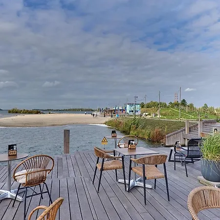 Vakantiehuis Boothuis Waterfront *