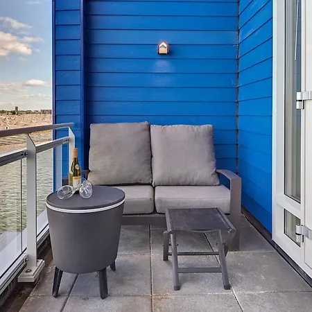 Boothuis Waterfront Vakantiehuis